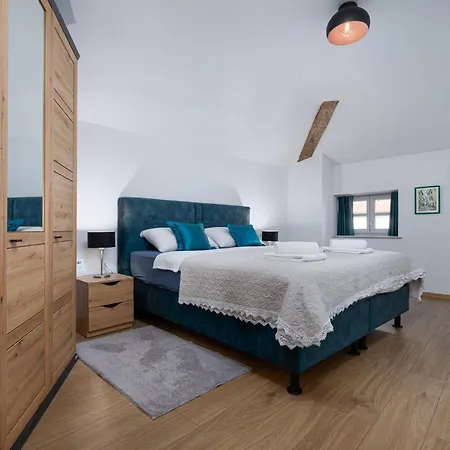 Premium Vergottini * Porec